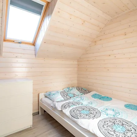 Piaskowa11 Palm & Wellness - Basen, Jacuzzi, Balia, Sauna, Egzotyczne Papugi Ara Feriehus